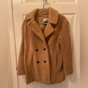 Fleece double breasted coat with hood. Size S